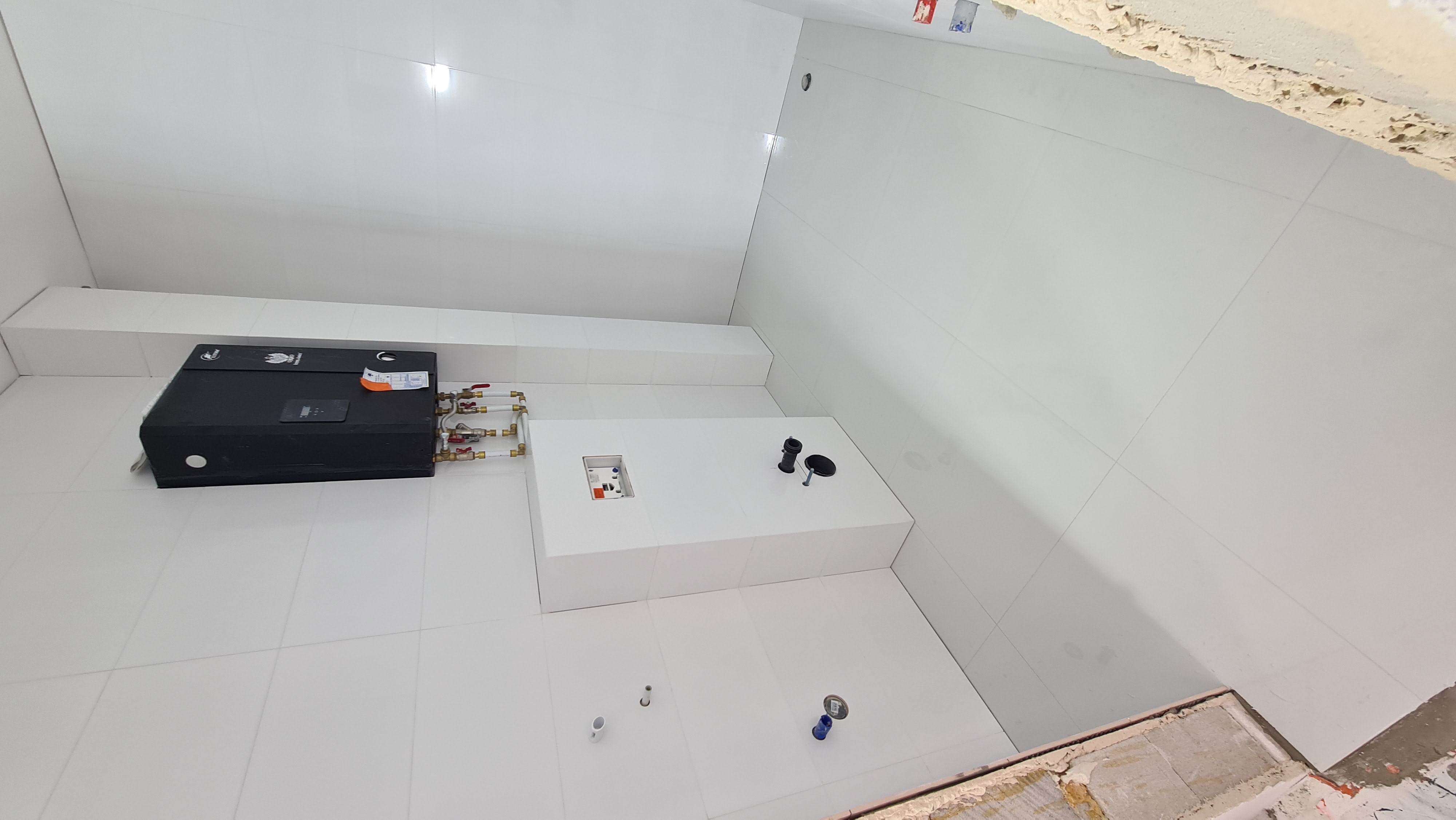 Zabudowa łazienkowa